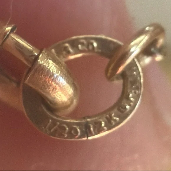 14kt vintage Sapphire-Style Oval Pendant Necklace - 16” 12kt 1/20 GF chain - Picture 6 of 6